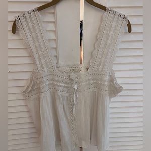 DÔEN flowy lace button up sleeveless shirt size L